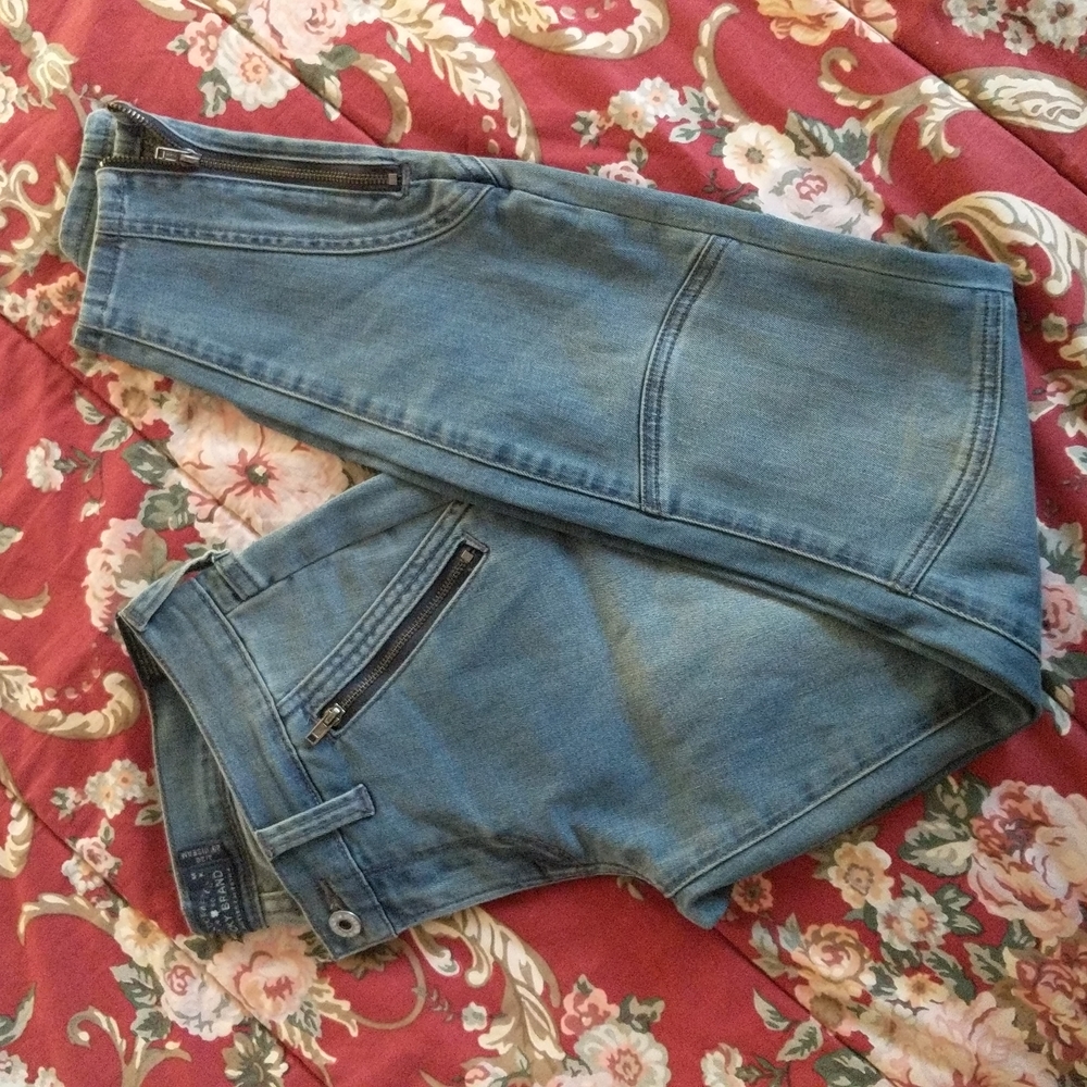 Lucky Brand "Charlie Skinny" Zipper pockets